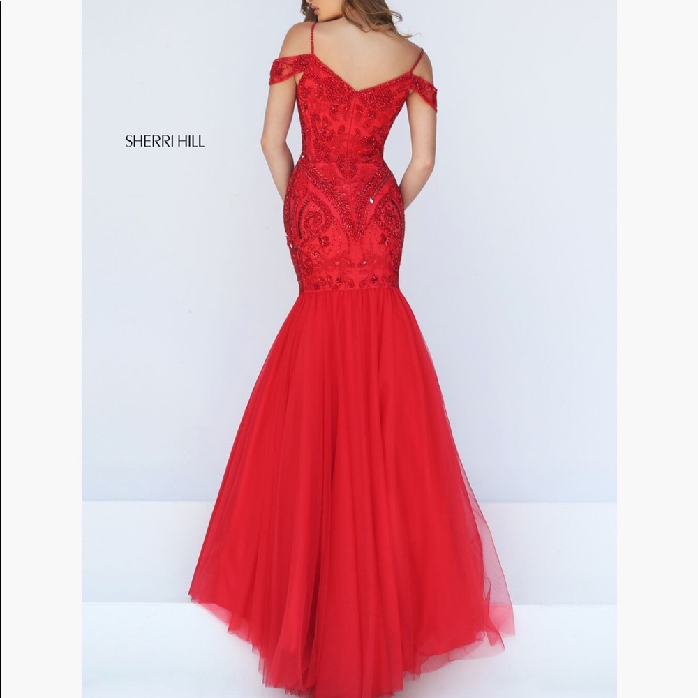 Sherri Hill Pageant Chic Dress Size 4 - Picture 3 of 9